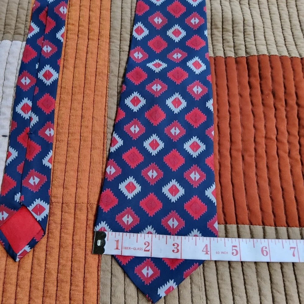 Ives Saint Laurent Vintage Silk Geometric Patterned Red Navy Tie